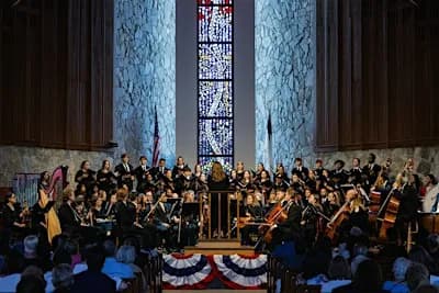 Amazing Grace: Hymns of Faith & Freedom