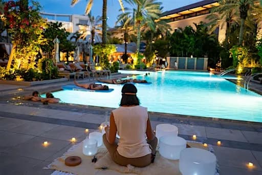 Floating Sound Bath