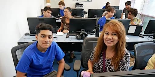 Free Tech Support for Seniors in West Palm Beach