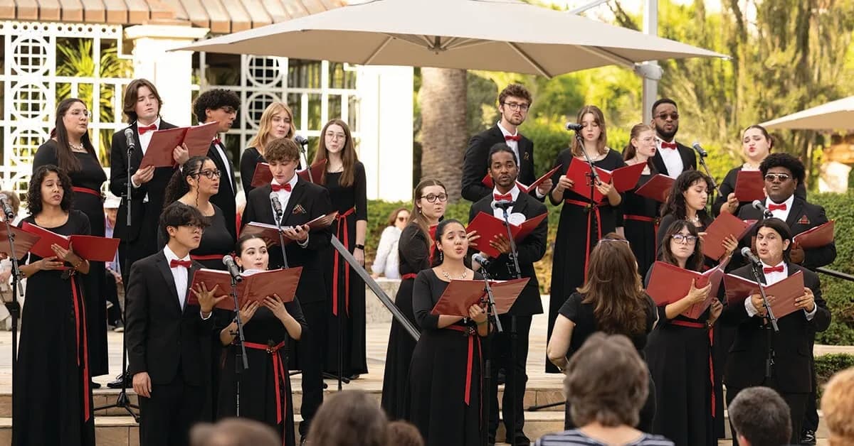 Outdoor Special Presentation: Carols on the Lawn with the Palm Beach Atlantic University Concert Choir