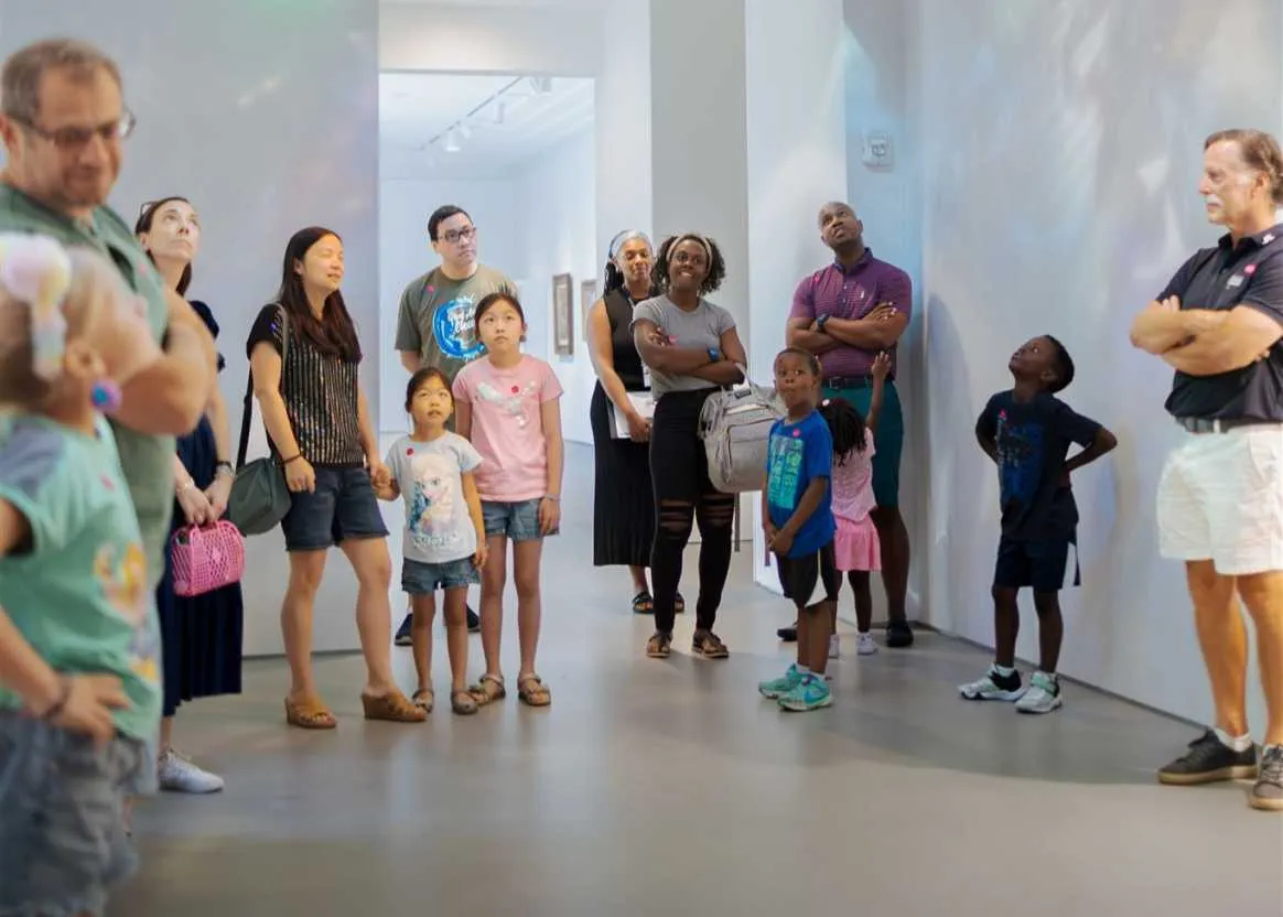 Family Studio: From the Ocean to the Horizon
