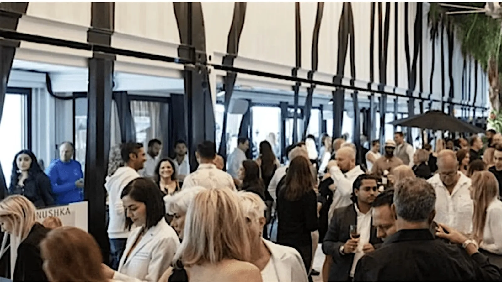 Intelligent Singles Mixer on Palm Beach Island!