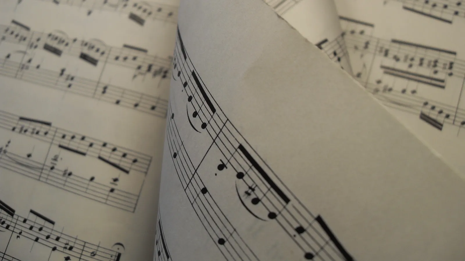 Steve Higgins: Moonlight, Memories & Music