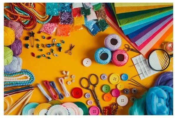 Cozy Craft Club: Book Bedazzling