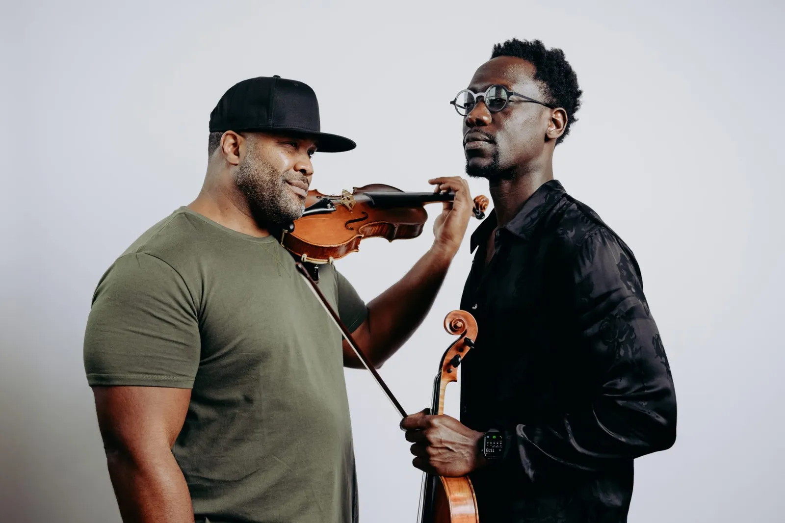 BLACK VIOLIN